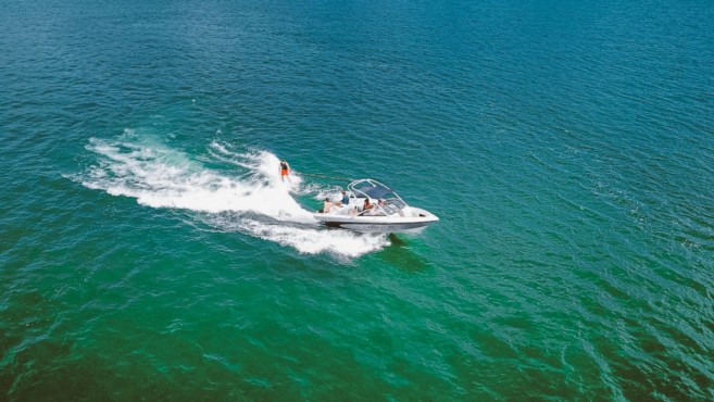 what size wakesurf board do I need wakesurfing on a bright blue lake