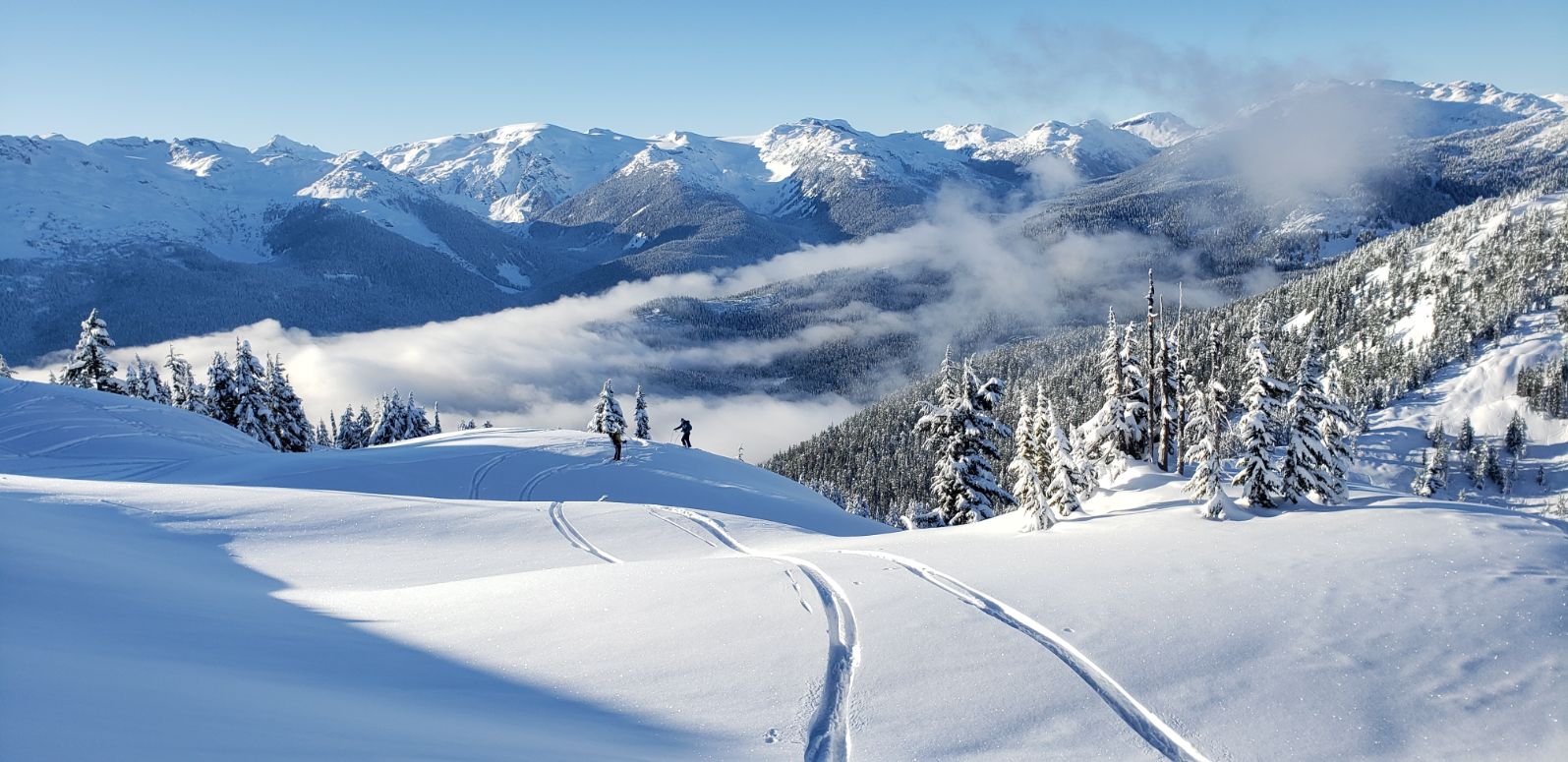 Gin Peak views in winter ski tour